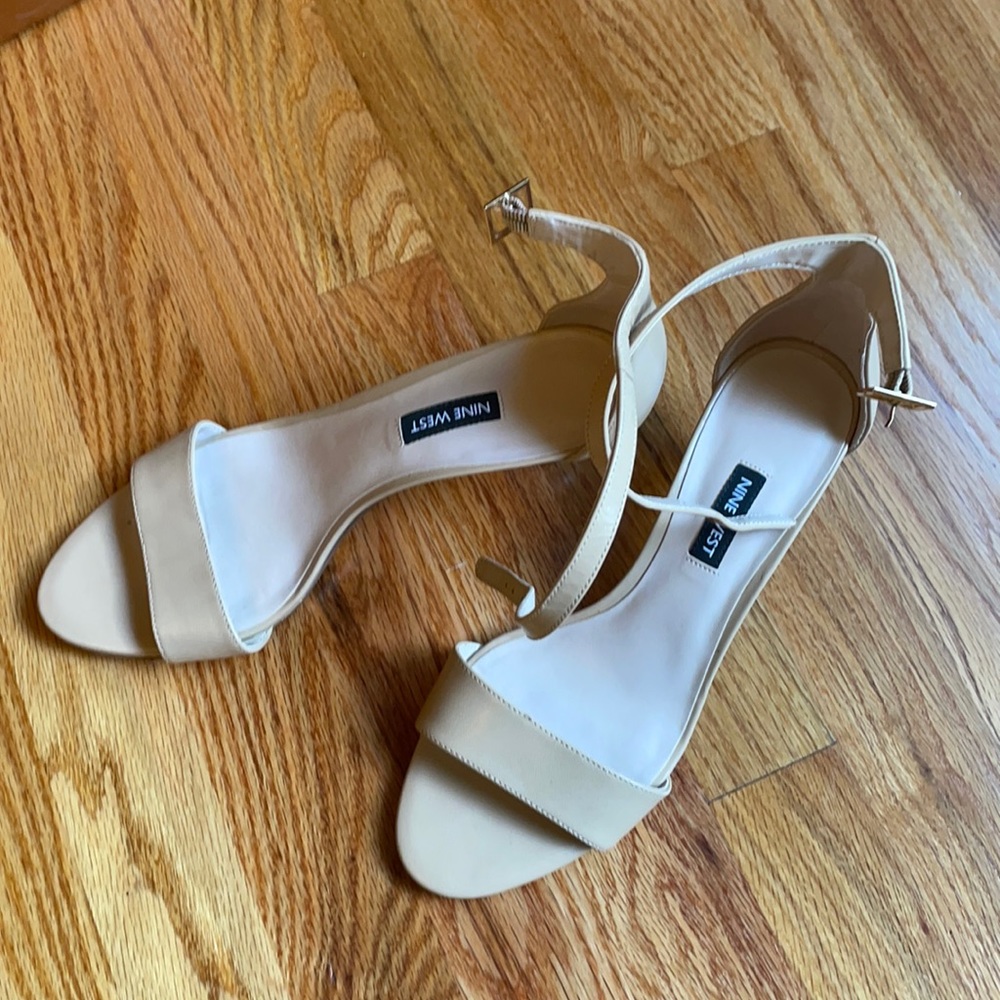 Nine West low heel, high back heels.